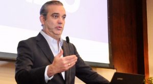 Abinader reitera compromiso de luchar en contra de una reforma constitucional