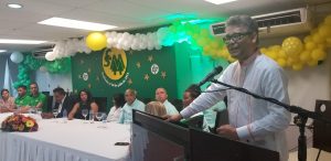 Carlos Peña pide gobierno no echar a perder sector cooperativo