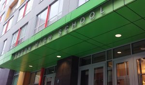 Estudiante recibirá US$60 millones por quemarse con un experimento