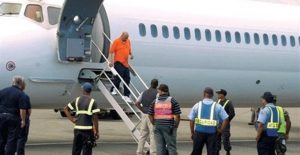 Llegan a la República Dominicana otros 93 deportados desde EE.UU.