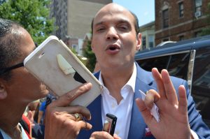 Ramfis Domínguez dice gobierno suyo acabará corrupción en la RD