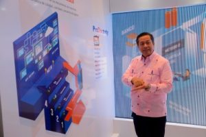 Uso masivo teléfonos inteligentes en RD estimula desarrollo industria financiera