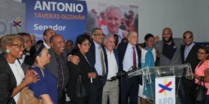 APD apoya candidatura a senador de Antonio Taverás Guzmán