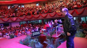 Antún dice en «próximos días» decidirá si será o no candidato