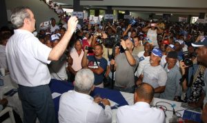 Abinader promete a hacer gobierno decente y obligar  cumplir las leyes