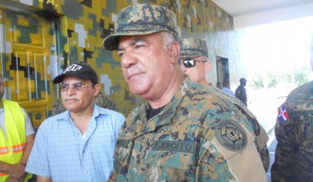 PEDERNALES: Jefe del Ejército ve relación con Haití mejor que nunca imagen