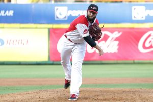 Escogido anuncia relevista Josh Lueke repite como refuerzo