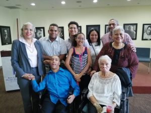 Daniel Jiménez Donastorg presenta poemario Amor Prohibido