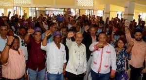 Montás recibe apoyo de alcaldes, promete impulsar Fondo de Cohesión Territorial