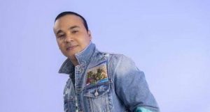 Bachatero dominicano Zacarías Ferreira gana disco de oro