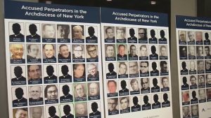 Revelan 310 clérigos Arquidiócesis Nueva York acusados abuso sexual
