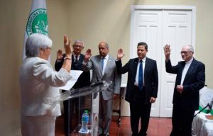 Chez Checo inicia gestión como presidente Academia de la Historia