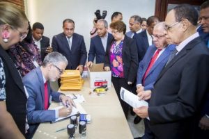 PLD y PRM inscriben precandidatos con miras a primarias del 6 octubre