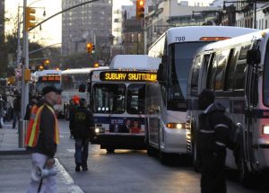 MTA abre nueva estación autobuses en el subway de Washington Heights
