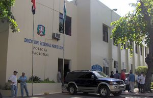 PUERTO PLATA: Apresan hombre hipnotizaba pacientes para robarles PUERTO PLATA: Apresan hombre hipnotizaba pacientes para robarles