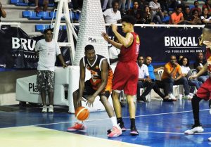 Santa Ana derrota al Duarte en basquet superior de SFM