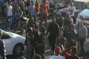 SDE: Patrulla de la Policía mata a dos presuntos asaltantes en Villa Faro