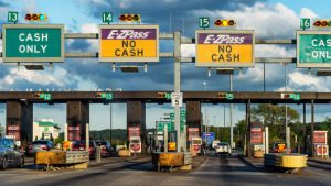 Aumentan pago peajes en túneles, puentes y taxis para aeropuertos