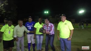 Celebran este viernes final torneo softbol Juegos Los Mina