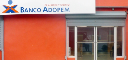 Banco Adopem ofrece microseguros de vida a más de 74 mil personas imagen