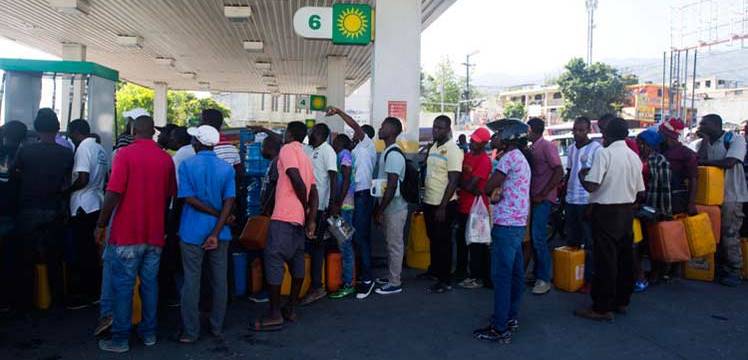 HAITI: Pese arribo de más de 258 mil barriles; sigue crisis de combustibles imagen