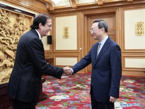 Ministro RD gestiona incremento exportaciones dominicanas a China