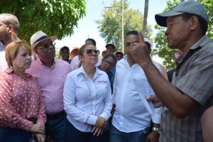 SJM: Plan Social de la Presidencia auxilia familias afectadas por río