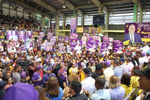 Alfredo Martínez cierra precampaña Alcaldía de Santo Domingo Este