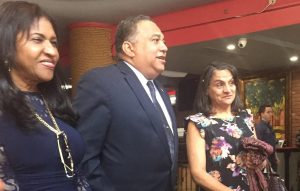 Aspirante a diputado Senise promete mantener unidad