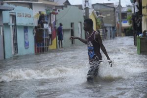 Lluvias han causado al menos dos muertes e inundaciones en el Cibao