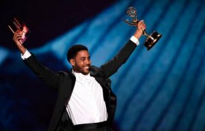 LOS ANGELES: Actor origen dominicano gana Emmy