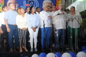 Hipólito Mejía dice dará a la juventud «las más amplias oportunidades»