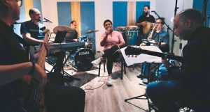 Retro Jazz anuncia conciertos «Con la Música Por Dentro» Retro Jazz anuncia conciertos «Con la Música Por Dentro»