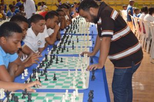 INEFI realiza simultánea de ajedrez en Haina