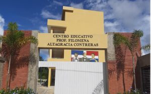Ministro Educación promete concluir escuela de Sabana Grande de Boyá