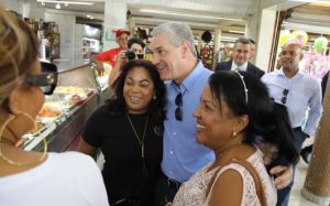 Gonzalo agradece a votantes; dice recorrerá RD para escuchar pueblo Gonzalo agradece a votantes; dice recorrerá RD para escuchar pueblo