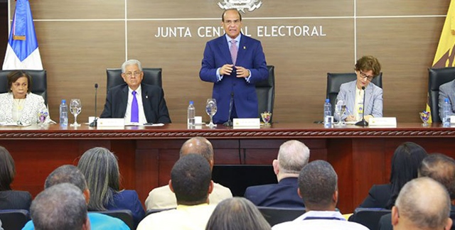 JCE solicita colaboración técnica para auditoría del voto automatizado imagen