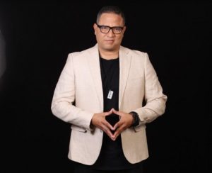 El teatro negro matiza obra “No quiero ser actor”