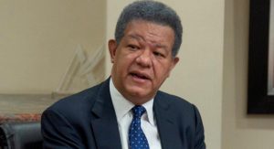 Leonel dice no tiene sentido debate sobre si él puede o no ser candidato