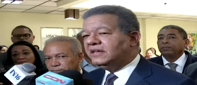 Fernández dice confía en la JCE y no pretende se vuelva al conteo manual imagen