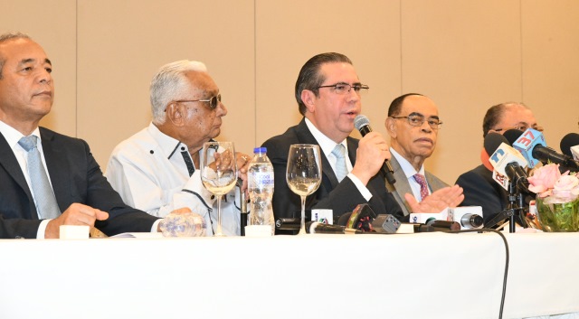 21 miembros CP del PLD acusan a Leonel de crear «crisis artificial» imagen