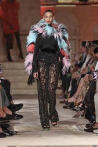 Naeem Khan presenta su colección “Primavera Verano 2020”