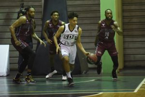 Bass y Foster colocan a los Indios a un triunfo de la final LNB Banreservas