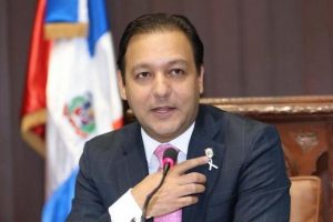 El alcalde Abel Martínez reitera su permanencia en el PLD