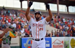 Carlos Peguero ingresa al roster de RD para el Premier 12