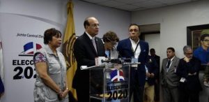 JCE: 100% de las mesas han sido instaladas con éxito en toda la RD