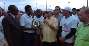 Hipólito promete apoyar la UASD para que no tenga problemas financieros