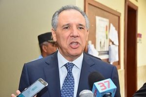 Peralta dice Leonel pactaría con el PRM sólo para sacar al PLD del poder