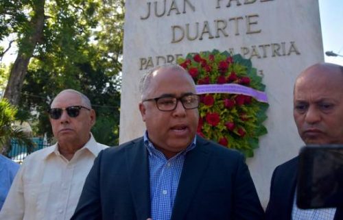 Comerciantes Santiago dicen bienes básicos suben por alza del dólar imagen