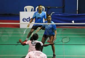 Nairoby y Brito dominan en dobles mixtos Open de bádminton